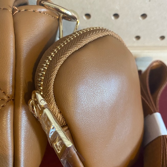 Urban Expressions Tasha Quilted Crossbody in Tan - Picture 3 of 6